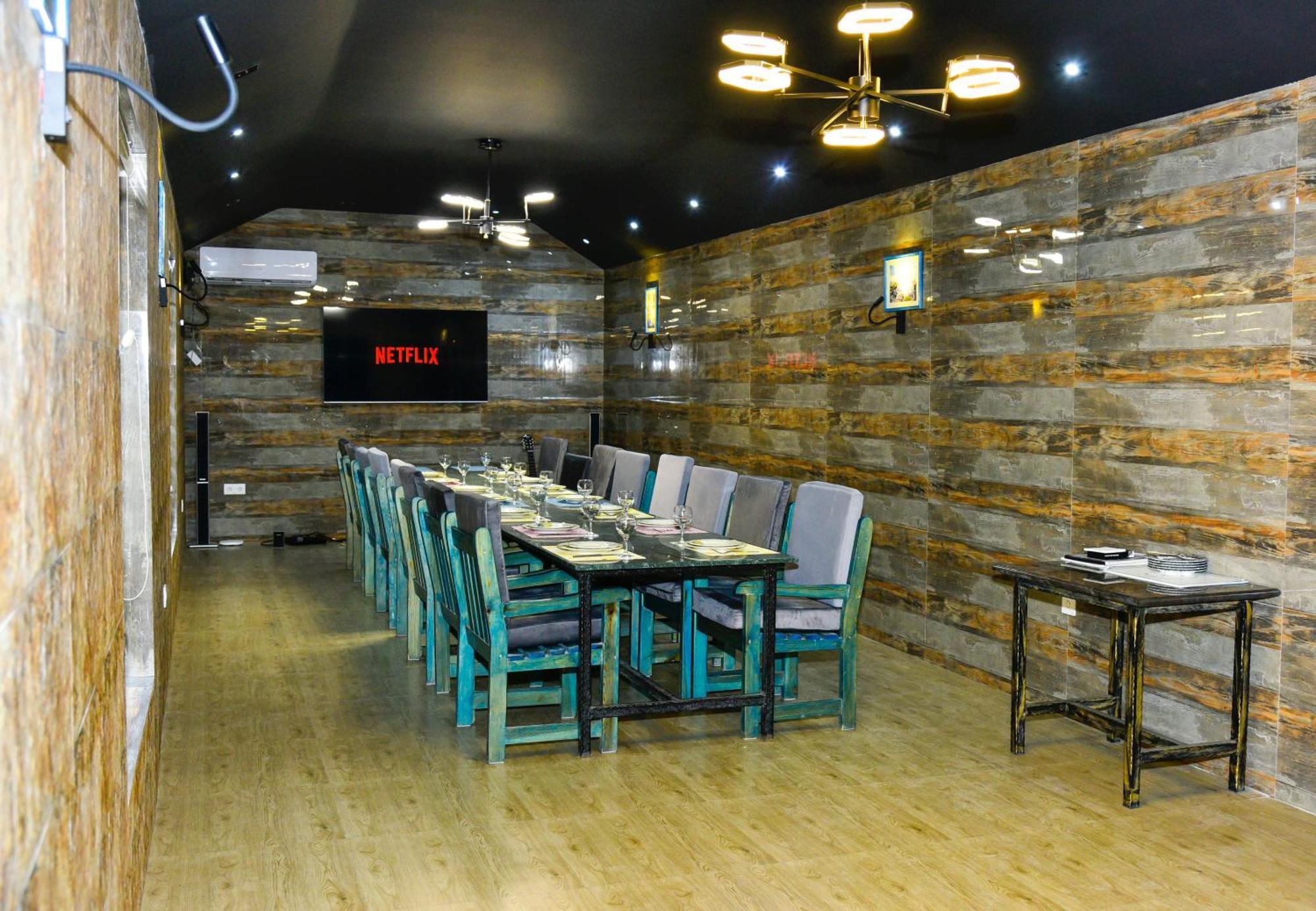 Avrasya Inn Hotel Baku Exterior photo
